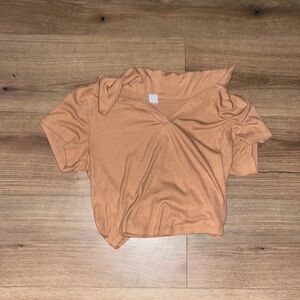 Old Navy active shirt tan with collar crop top
